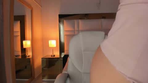 zoei_moon online show from 01.31.26