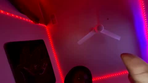 Snapshot of zoel87 chatting on 01.15.25 LovelyLatin25 online show from 01.15.25