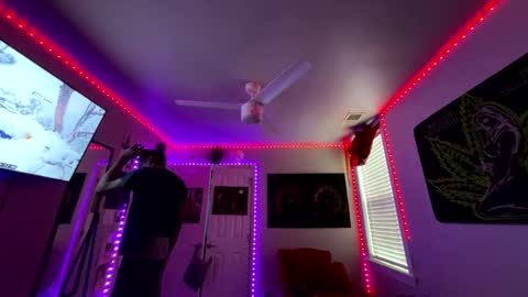 Snapshot of zoel87 chatting on 01.27.25 LovelyLatin25 online show from 01.27.25