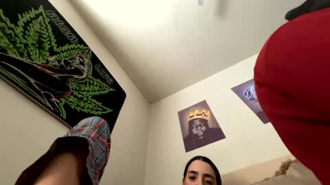 Snapshot of zoel87 chatting on 02.03.25 LovelyLatin25 online show from 02.03.25