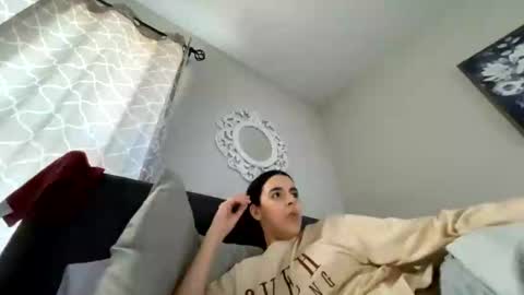 Snapshot of zoel87 chatting on 03.02.25 LovelyLatin25 online show from 03.02.25