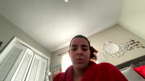 Snapshot of zoel87 chatting on 10.16.25 LovelyLatin25 online show from 10.16.25