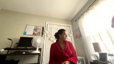 Snapshot of zoel87 chatting on 10.19.25 LovelyLatin25 online show from 10.19.25