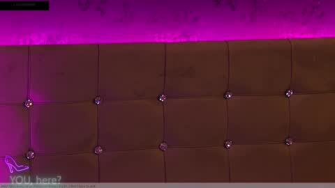 ZoeMesmerize online show from 11.10.25