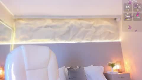 Snapshot of zoeprestonn chatting on 07.16.26 Zoe online show from 07.16.26