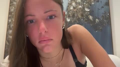 zoepriceee online show from 04.19.26