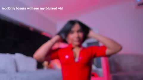 zoevidal_ online show from 02.01.25