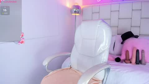 Z O E online show from 02.05.25