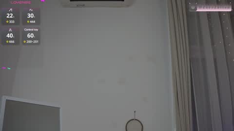 Snapshot of zoezolton chatting on 03.06.25 zoezolton online show from 03.06.25