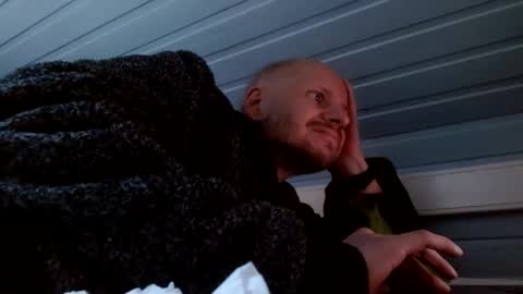 Snapshot of zolexthomas chatting on 12.20.24 zolexthomas online show from 12.20.24