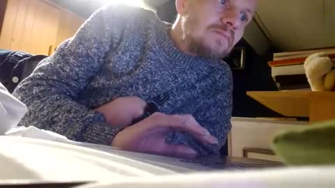 Snapshot of zolexthomas chatting on 01.07.25 zolexthomas online show from 01.07.25