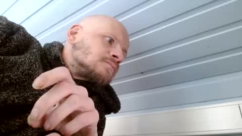 Snapshot of zolexthomas chatting on 01.09.25 zolexthomas online show from 01.09.25