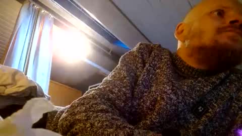 Snapshot of zolexthomas chatting on 01.19.25 zolexthomas online show from 01.19.25