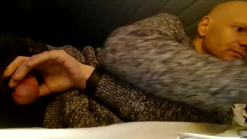 Snapshot of zolexthomas chatting on 02.17.25 zolexthomas online show from 02.17.25