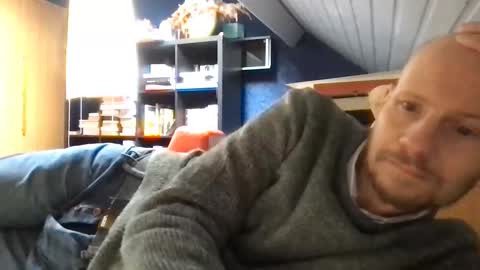 Snapshot of zolexthomas chatting on 10.14.25 zolexthomas online show from 10.14.25