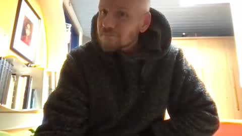 Snapshot of zolexthomas chatting on 11.01.25 zolexthomas online show from 11.01.25