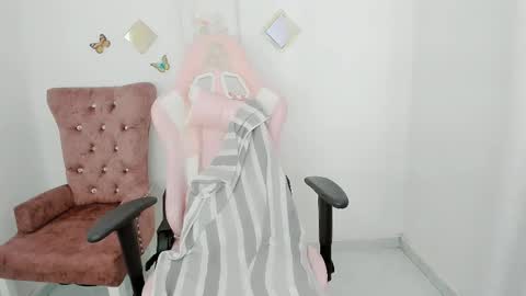 Alicie online show from 11.18.25