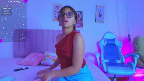 Snapshot of zoow_bluussh chatting on 02.26.26 Zoe online show from 02.26.26