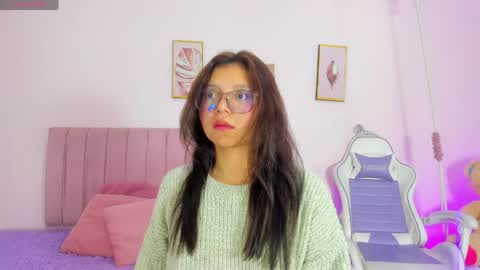 Zoe online show from 04.09.26