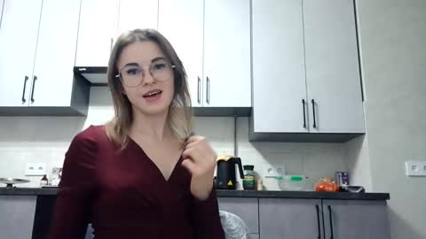 zoriana20 online show from 10.26.25