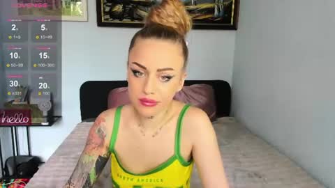 Snapshot of zorynvaal chatting on 06.24.26 Mia online show from 06.24.26