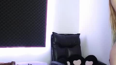 zpzphot online show from 10.25.25