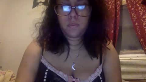 Snapshot of zsultana chatting on 02.24.26 zsultana online show from 02.24.26