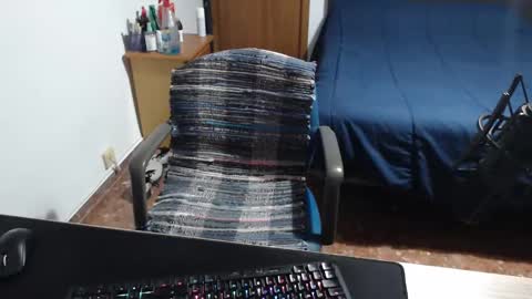 Snapshot of zuheyla26 chatting on 02.23.25 Zuheyla online show from 02.23.25