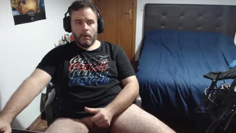 Snapshot of zuheyla26 chatting on 03.12.25 Zuheyla online show from 03.12.25