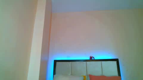 Snapshot of zurime3 chatting on 01.05.25 zurime3 online show from 01.05.25