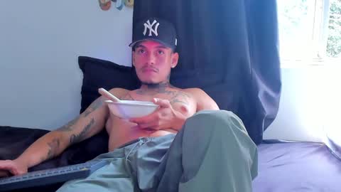 zyon garcia online show from 10.23.25