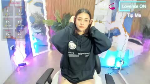 Snapshot of zyra_tay chatting on 05.31.26 zyra_tay online show from 05.31.26