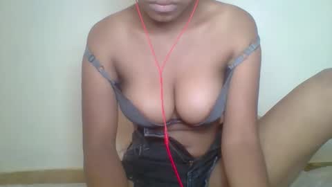 zyraelle_01 online show from 05.28.26