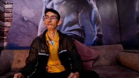 Zyro Nigth online show from 11.05.25