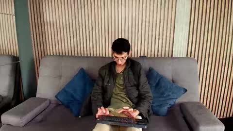 Zyro Nigth online show from 11.28.25