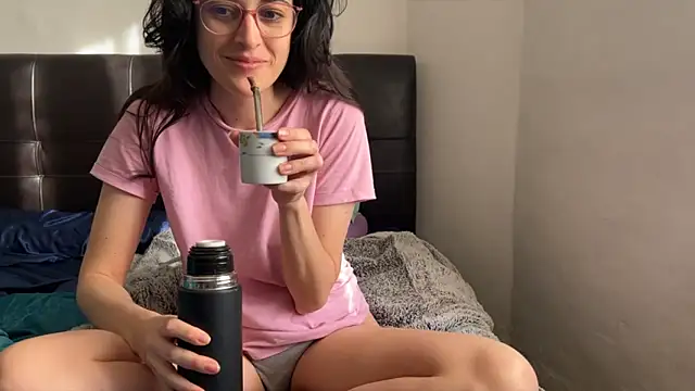 Lunaabbey online show from 02.23.26