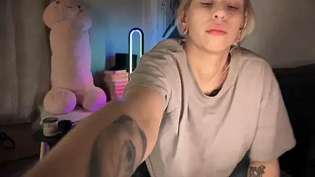 Snapshot of Mannarie_Madsinn chatting on 03.21.25 Mannarie Madsinn online show from 03.21.25