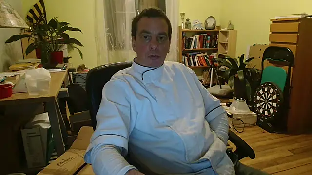 Snapshot of cloupefun chatting on 01.13.25 cloupefun online show from 01.13.25