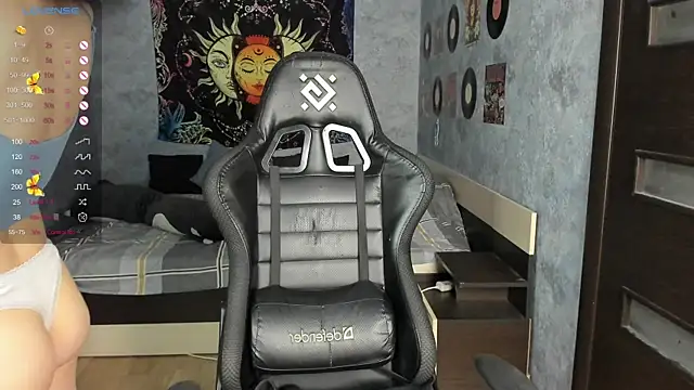 Horny Nikki  online show from 02.08.25