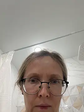 angelmommu online show from 04.04.26