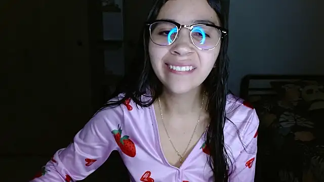 Snapshot of mia__lopez_ chatting on 05.05.26 mia lopez online show from 05.05.26