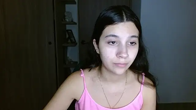 Snapshot of mia__lopez_ chatting on 05.22.26 mia lopez online show from 05.22.26