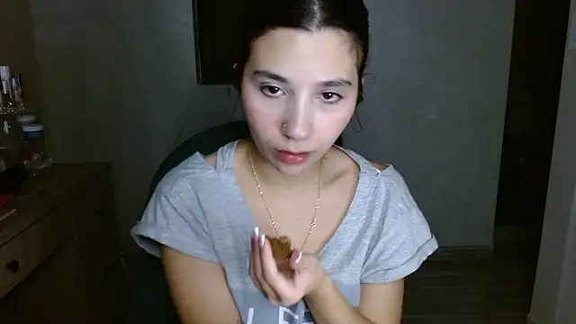 mia  lopez  online show from 07.01.26