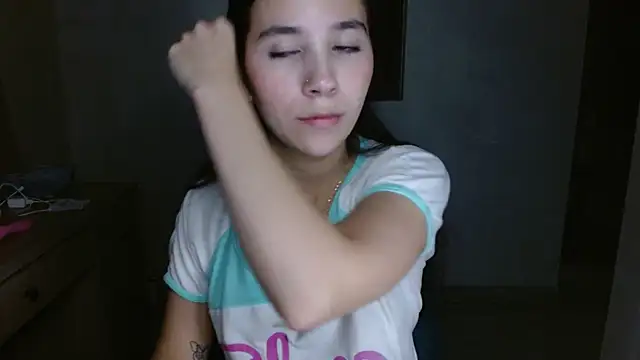 mia  lopez  online show from 07.31.26