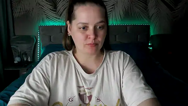 uliastar online show from 04.11.26