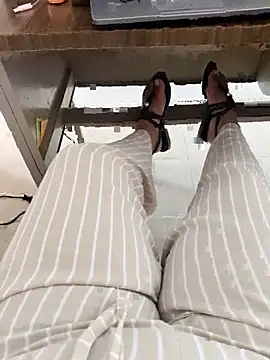 Snapshot of FerLu8 chatting on 04.07.26 FerLu8 online show from 04.07.26