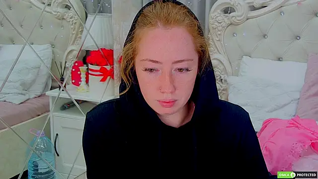 TinaBrook online show from 09.09.25