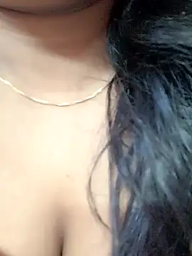 Snapshot of Lakhsmii chatting on 01.16.25 Lakhsmii online show from 01.16.25