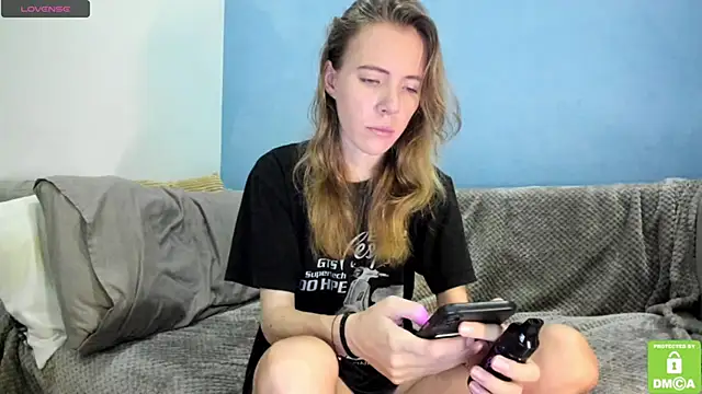 Snapshot of Kalisee_ chatting on 12.14.24 Kalisee online show from 12.14.24