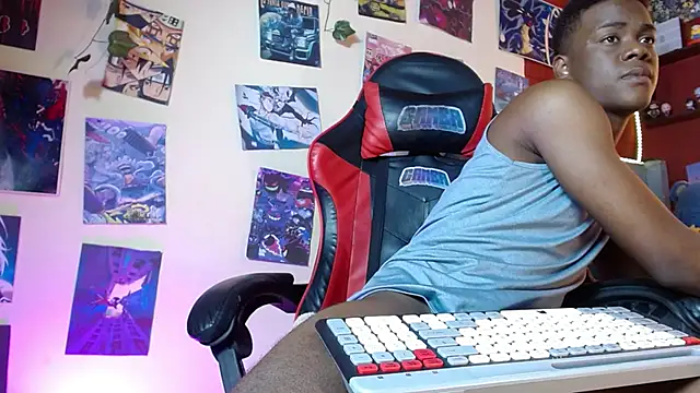 Snapshot of patrick__evans chatting on 12.31.24 patrick evans online show from 12.31.24